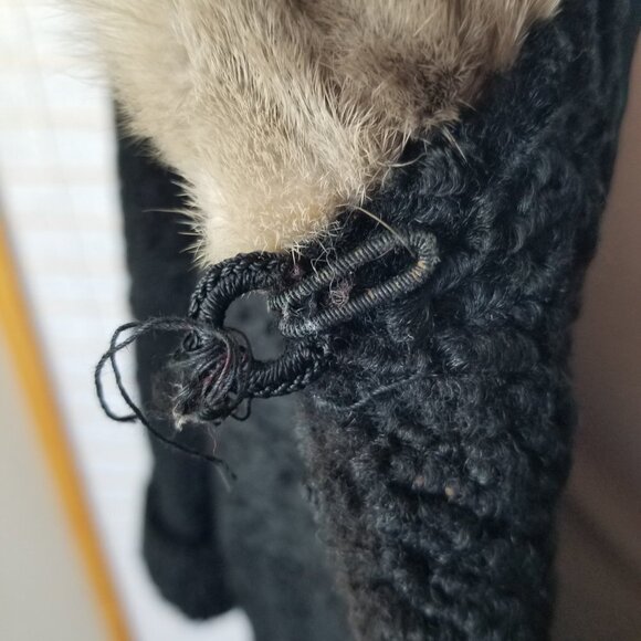 Vintage Curly Wool Mink Collar Opera Jacket Genuine Fur Some Condition Issues - Picture 16 of 16